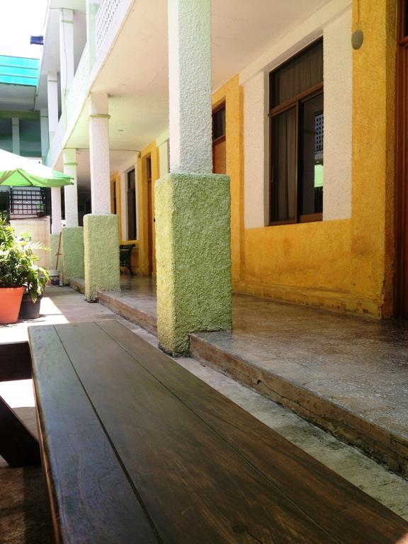 Hotel San Lorenzo Barra de Navidad Exterior photo