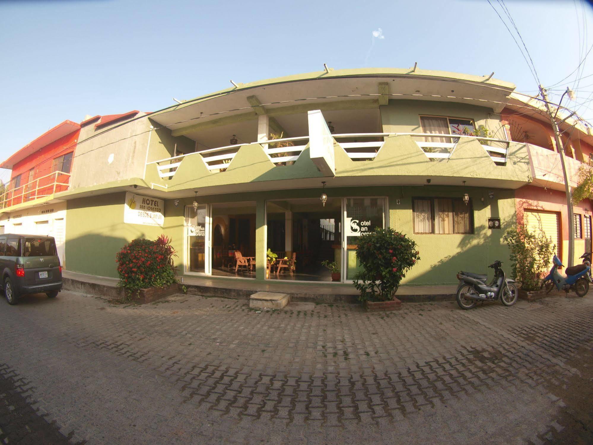 Hotel San Lorenzo Barra de Navidad Exterior photo